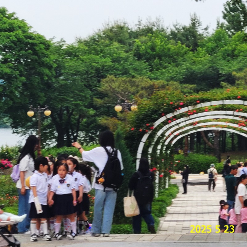 [ٹ̱]105.jpg